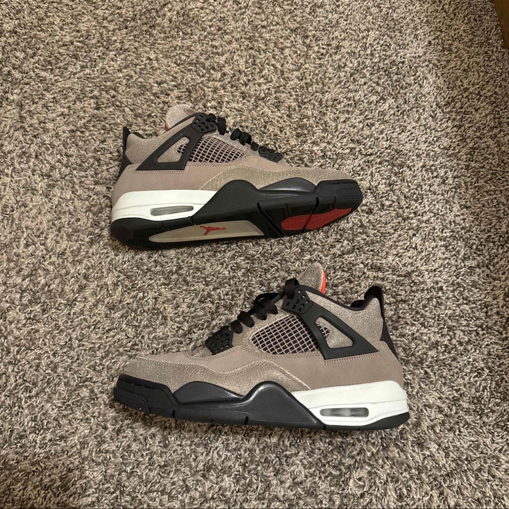 Men’s air Jordan 4 taupe haze